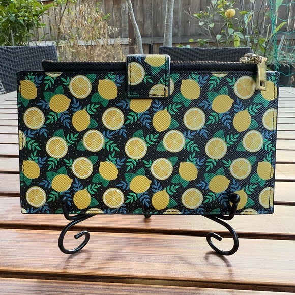 Lemon wallet NWOT never used - Picture 2 of 7